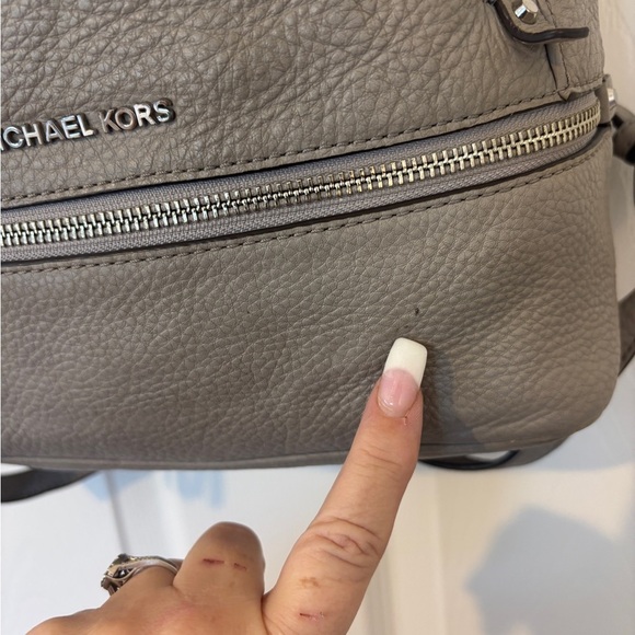 MICHAEL KORS Rhea Medium‎ Grey Leather Backpack main image 10